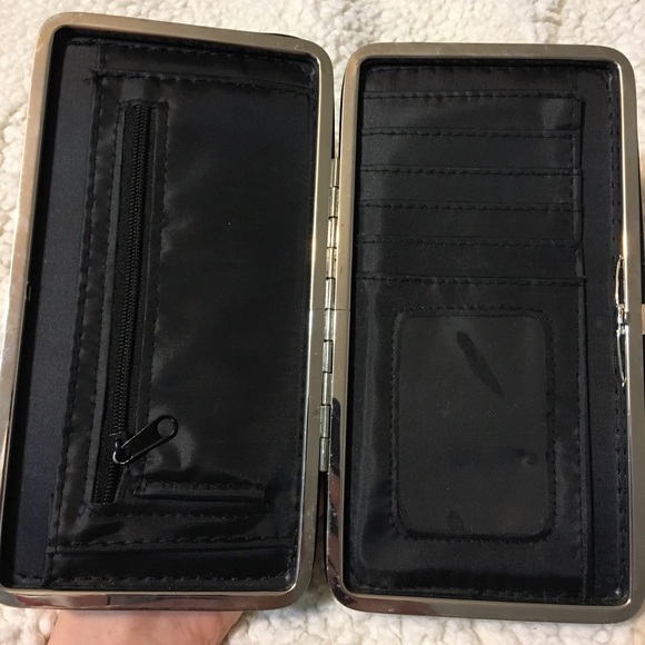 Elephant Wallet - Picture 3 of 3